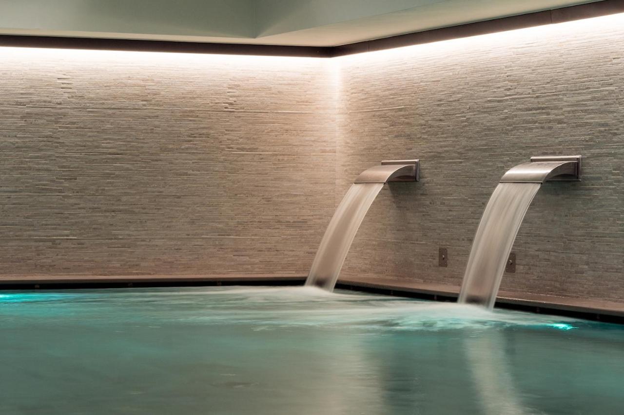 Smy Carlos V Wellness & Spa Alghero Esterno foto The spa at The Dorchester