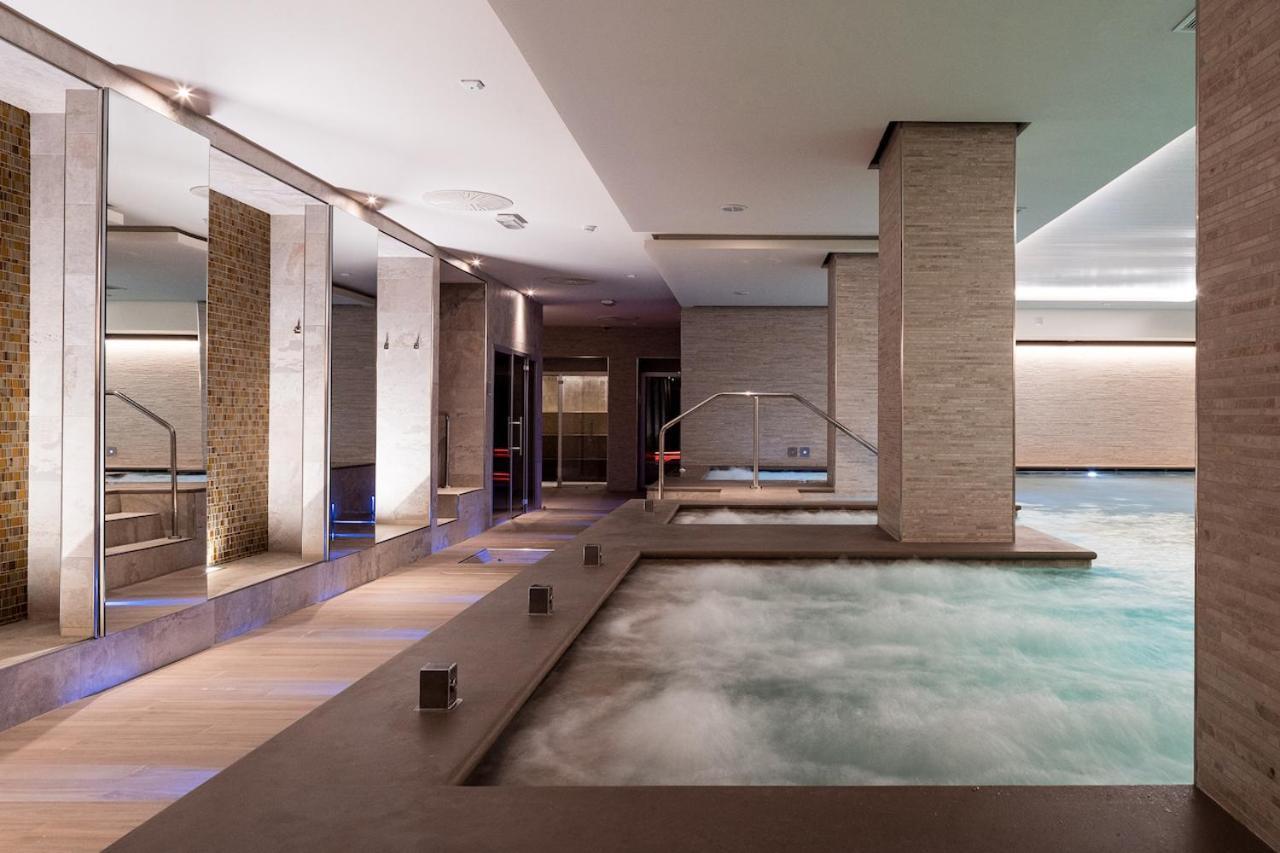 Smy Carlos V Wellness & Spa Alghero Esterno foto The spa at The Dorchester
