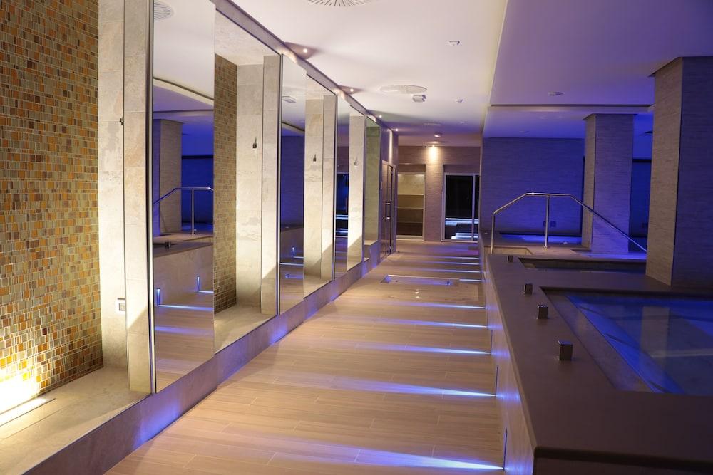 Smy Carlos V Wellness & Spa Alghero Esterno foto The spa at the InterContinental London The O2