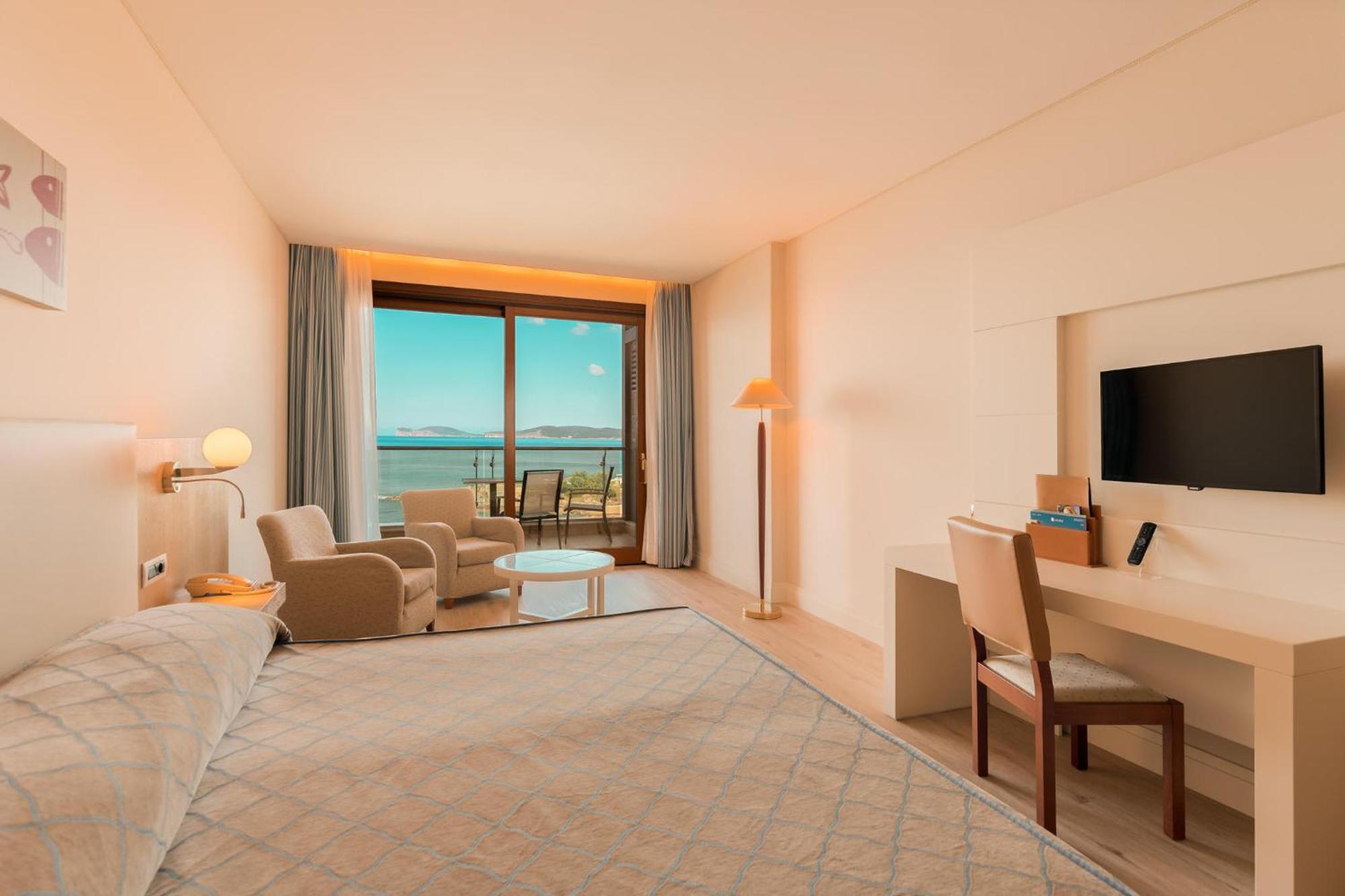 Smy Carlos V Wellness & Spa Alghero Camera foto Deluxe room