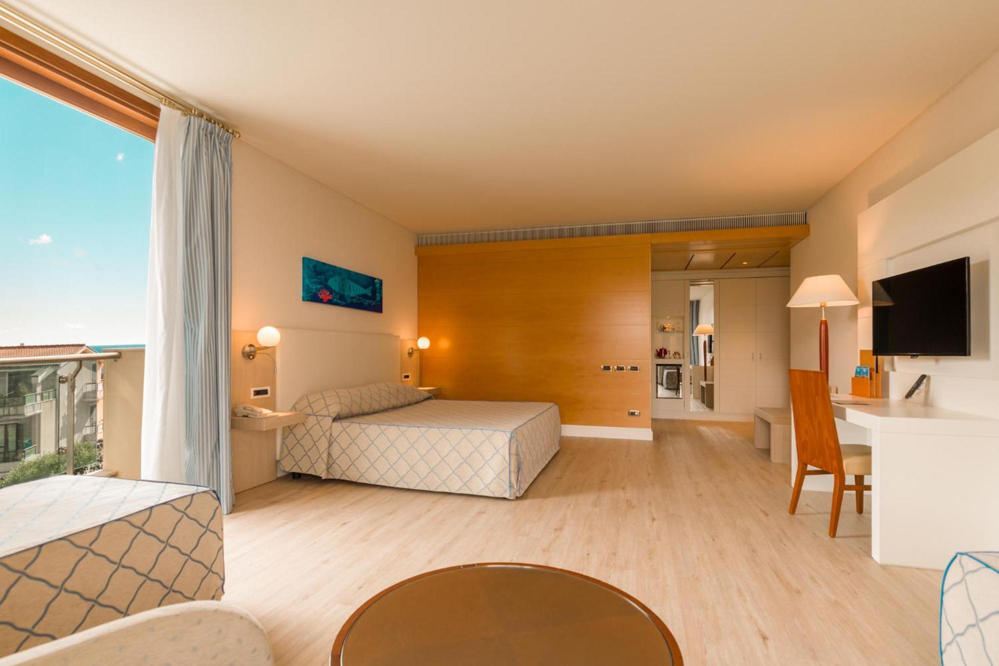 Smy Carlos V Wellness & Spa Alghero Camera foto