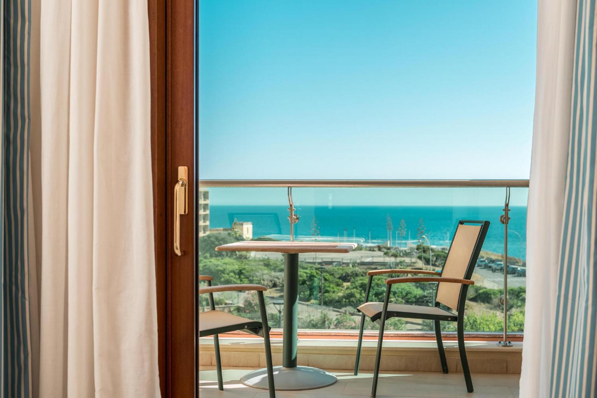 Smy Carlos V Wellness & Spa Alghero Camera foto A balcony